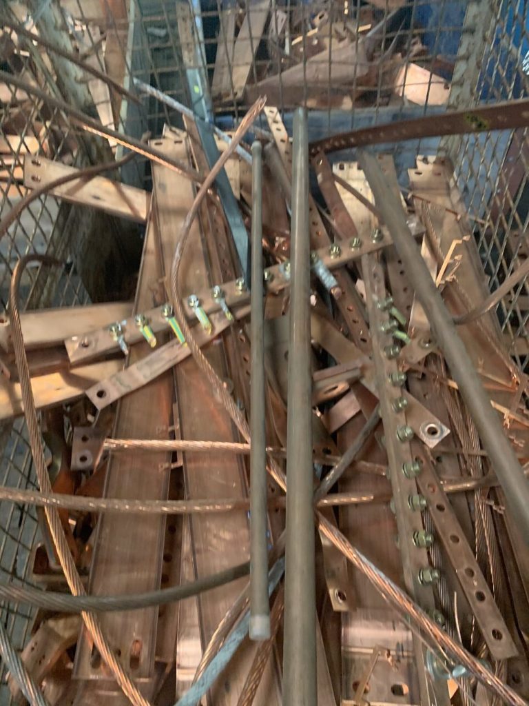 Kupferstäbe aus dem Generator des Kraftwerks Mellach
